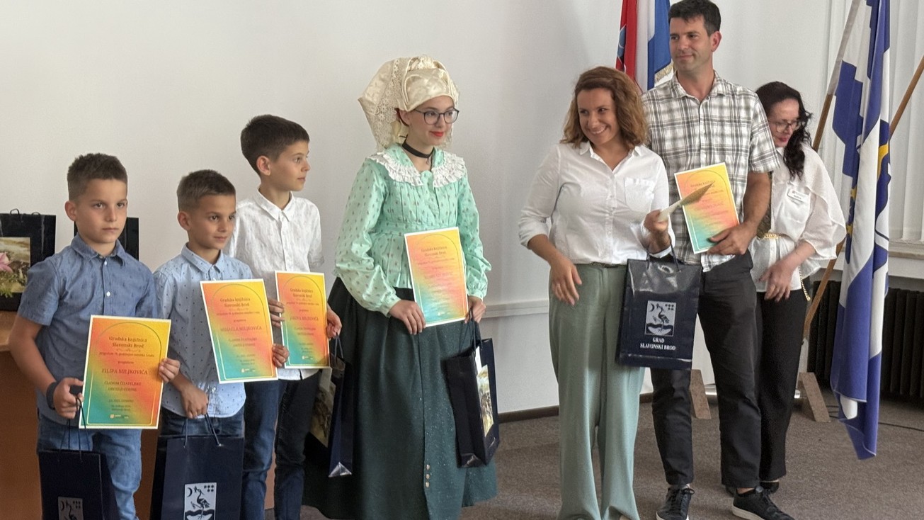 Obitelj koja je pročitala više od 300 knjiga